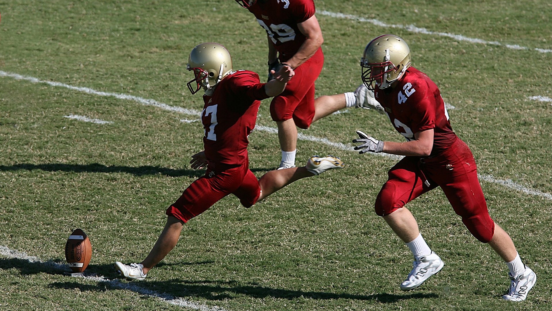 中国足球青训推广活动走进校园，中国足球青训将来的发展